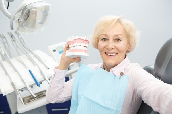 7 Important Denture Care Tips
